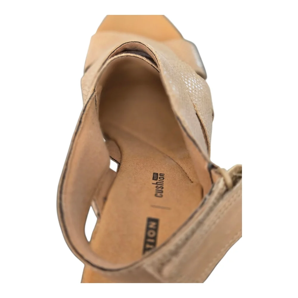 Clarks Lafley Krissy Ankle Strap Wedge Sandals Women's, Size 7.5 - Picture 5 of 8